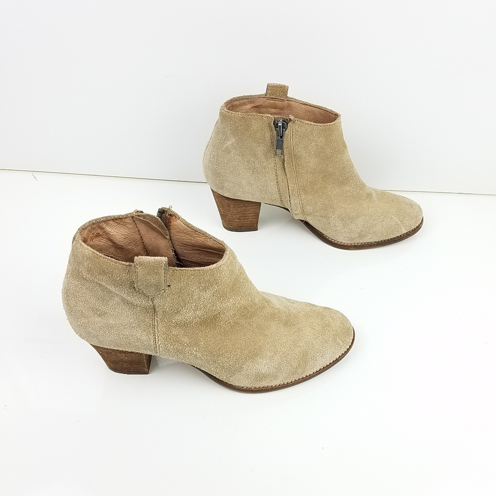 Madewell The Billie Boot in SuedeSz 7
